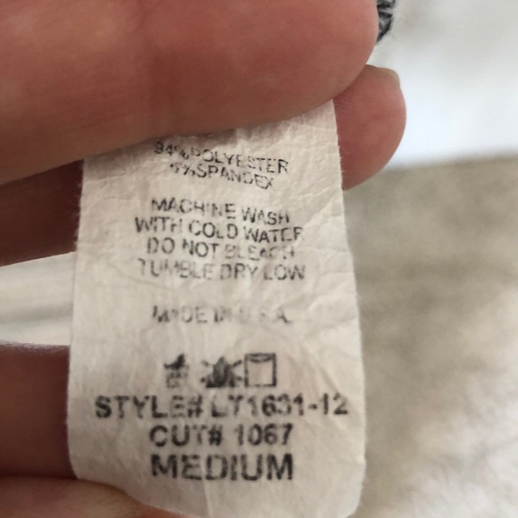 T-shirt Hoodie - Picture 3 of 3